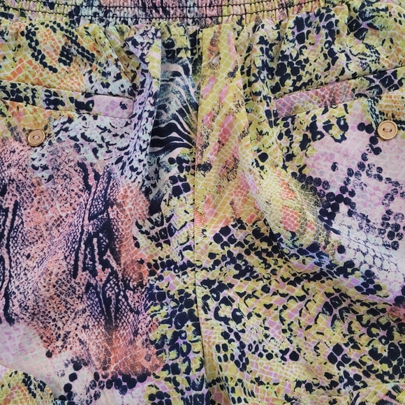 NWOT Shorts - Picture 8 of 11